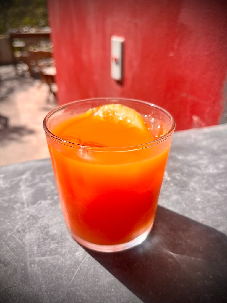 Red citrus juice